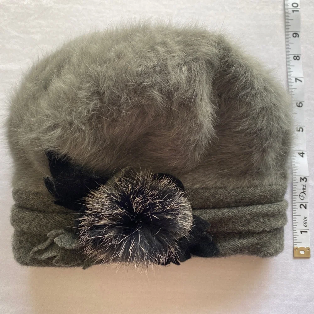 50% Angora 30% Wool 20% Acrylic‎ Gray/Black Women’s Hat